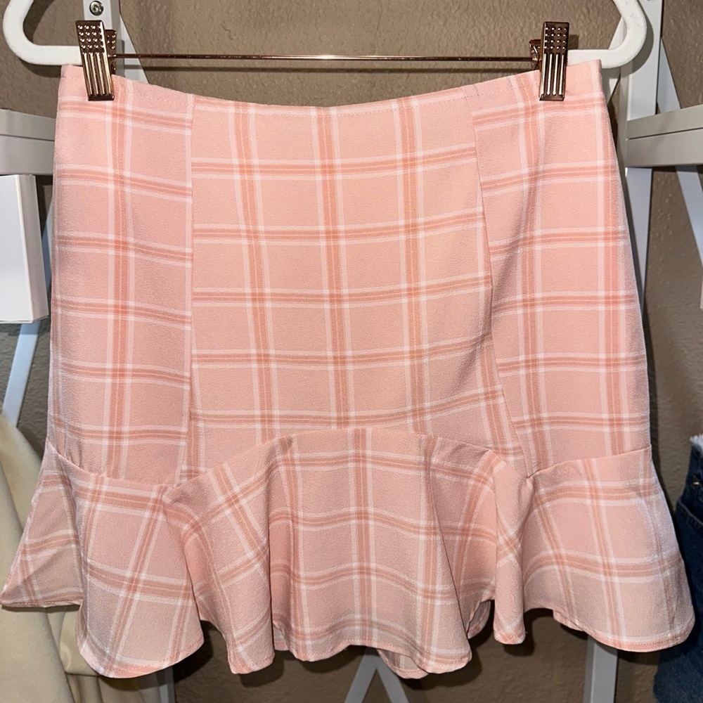 3/$30🍀Pink Plaid Ruffle Skirt